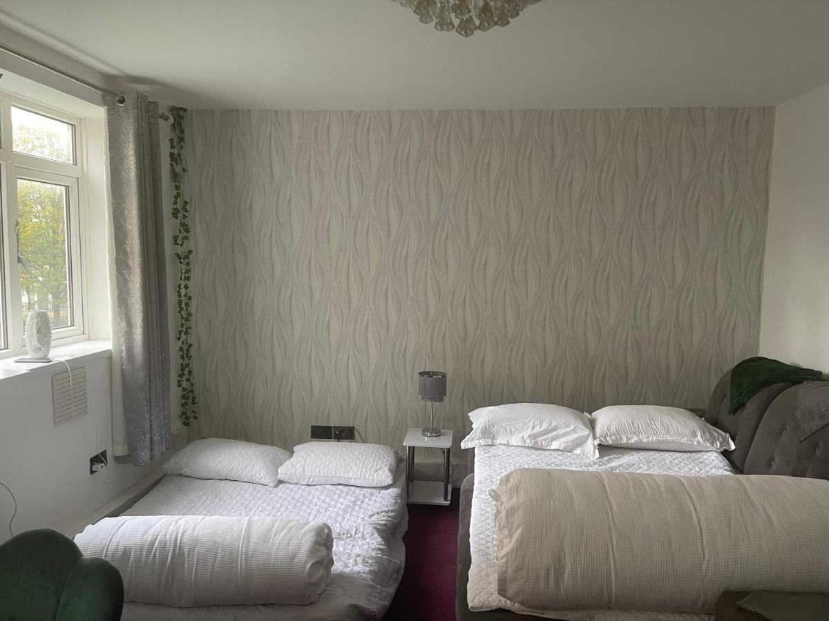 Room With Shared Kitchen Londen Buitenkant foto